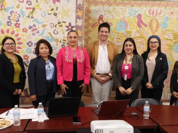 Fotografía del boletín oficial: Coordina Puebla 22 mesas para atender la Alerta de Violencia de Género