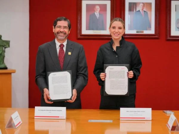 Fotografía del boletín oficial: Gobierno del Estado fortalece vinculación con IBERO Puebla para impulsar el turismo
