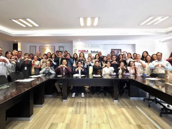 Fotografía del boletín oficial: Morelos reconoce estrategia de Puebla para prevenir y vigilar el paludismo